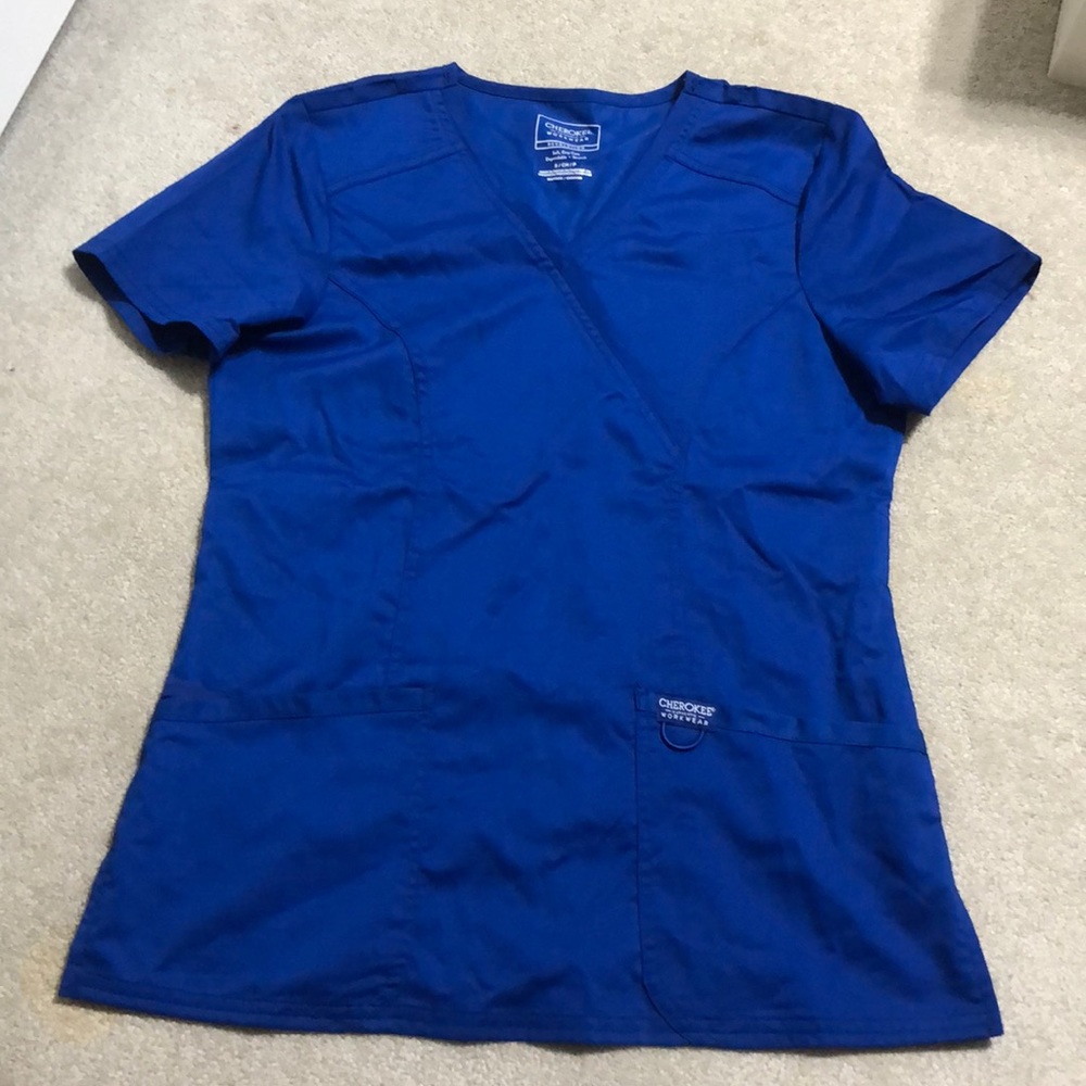 Cherokee Scrub Top